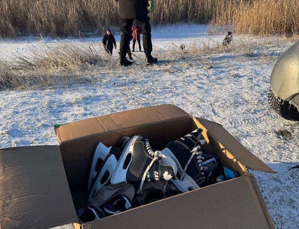 ПЕРЕГЛЯНУТИ->